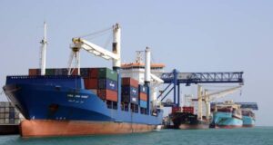 Trasporto navale merci, i dem: “La Regione intervenga per risolvere i problemi” boom-al-porto-canale-pieno-di-navi-e-merci-i-concorrenti-frenati-dalla-and-ldquo-primavera-araba-and-rdquo