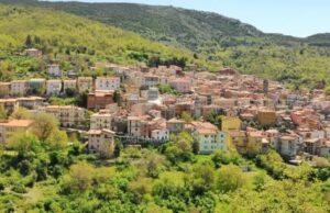 Covid, Aritzo: in 8 sorpresi ad uno spuntino in campagna e 3 di fronte ad un bar, multati cagliari-via-al-ritiro-entusiasmo-ad-aritzo-per-l-and-rsquo-arrivo-dei-rossobl-and-ugrave