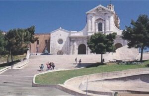 Cagliari, riaffiora un vecchio rifugio di guerra chiesa-inaugurato-nuovo-portone-santuario-bonaria