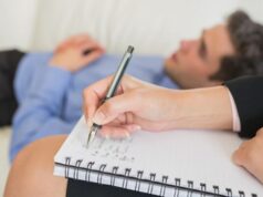 Disturbi mentali, psicologi contro psichiatri: “Noi fondamentali” cosa-pensa-di-me-il-mio-psicologo