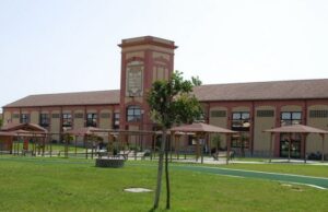 Scrittori ambulanti a Pirri: reading e performance estemporanee crs4-i-laboratori-all-and-rsquo-ex-distilleria-di-pirri