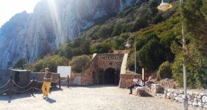 Parco Geominerario nel caos totale: anche Agus dà le dimissioni geoparco-lavoratori-senza-stipendio-presidio-permanente-a-villa-devoto-dal-28-giugno