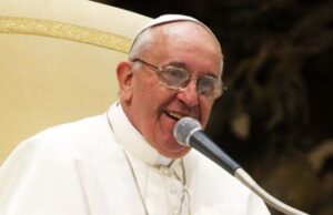 Papa Francesco ai giovani fidanzati: “Niente sesso fino al matrimonio” i-detenuti-di-buoncammino-scrivono-a-papa-francesco-and-ldquo-ci-regali-un-stretta-di-mano-and-rdquo