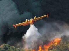 Brucia la Sardegna: in azione elicotteri, Super Puma e Canadair
