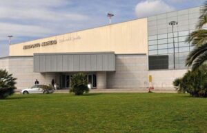 Rotte Blue Air: abuso d’ufficio e turbativa gara assegnazione, sei a processo latitante-romeno-arrestato-in-aeroporto-ad-alghero