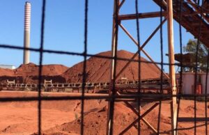 Fanghi Rossi: cade l’accusa di disastro ambientale m5s-contro-eurallumina-and-ldquo-deposito-di-bauxite-a-cielo-aperto-and-rdquo-parte-esposto