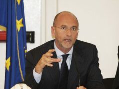 Continuità territoriale, Cappellacci (FI): “Calpestati diritti dei sardi” migranti-cappellacci-fi-and-quot-governo-e-regione-responsabili-disordini-su-traghetto-and-quot