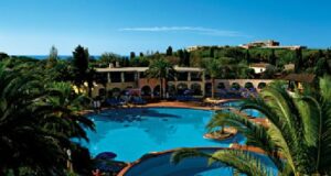 Paura al Filming Italy del Forte Village, boom di contagi tra le star del cinema premio-excellent-per-il-forte-village-ora-case-history-d-eccellenza