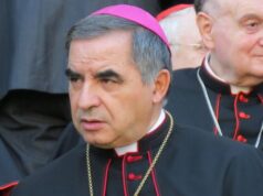 Fondi alla Santa Sede, annullato il rinvio a giudizio per il cardinale Becciu premio-mannironi-a-monsignor-angelo-becciu