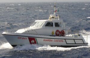 Giornata di lutto per il marinaio disperso, proposta della console del Senegal scomparso-traghetto-ricerche-senza-successo