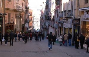 Cagliari, vie dello shopping “blindate” per un Natale più sicuro sconti-del-20-per-cento-sullo-shopping-e-menu-da-18-euro-sabato-appuntamento-nelle-vie-del-centro