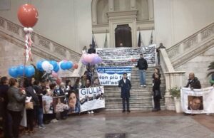 Sicurezza sulle strade | Domenica manifestazione a Monte Claro silenzio-e-palloncini-un-centinaio-di-persone-in-citt-and-agrave-al-corteo-per-le-vittime-della-strada