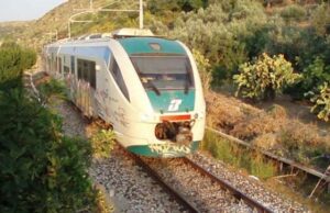 Recovery Fund, per le ferrovie sarde soltanto spiccioli: indignazione di Solinas tratte-soppresse-ritardi-e-sale-d-and-rsquo-attesa-chiuse-pd-and-ldquo-degrado-ferrovie-in-sardegna-and-rdquo