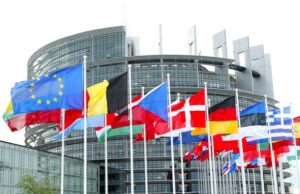 Continuità territoriale: Cappellacci contro i burocrati europei ue-pogliese-and-quot-attivati-stage-per-6-giovani-siciliani-e-sardi-and-quot