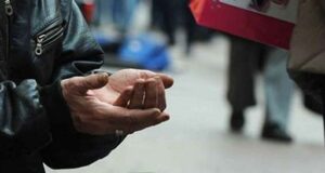 Sicurezza, pugno di ferro del Comune: stop all’accattonaggio e Daspo un-ordinanza-contro-l-accattonaggio-molesto-and-quot-creato-disagio-tra-i-cittadini-and-quot