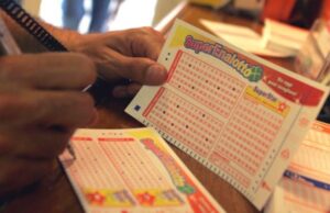 Superenalotto: Sardegna fortunata | Due “5” a Cagliari e Sassari vinti-57mila-euro-al-superenalotto-la-schedina-giocata-in-un-bar-cittadino