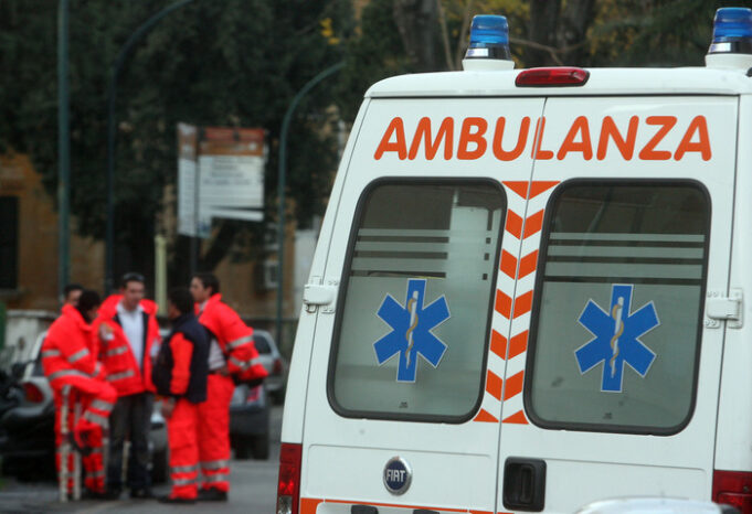 Tragico incidente a Selargius, pensionato travolto da una Smart