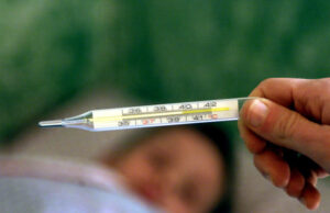 Influenza, gli scienziati: “Virus più aggressivo, preparare i vaccini”