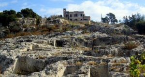 Tuvixeddu, riapre dopo il restauro la tomba delle Spighe e dei Pesci