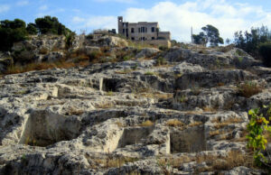 Tuvixeddu, riapre dopo il restauro la tomba delle Spighe e dei Pesci