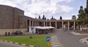Cimitero di San Michele: servizi igienici interdetti alle donne