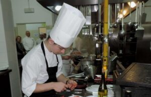 “I nostri ragazzi hanno diritto ad un lavoro come si deve”