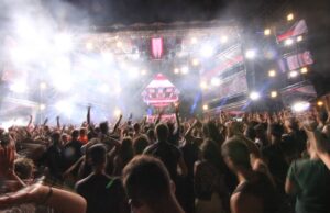 Olanda, focolaio di Covid dopo il Verknipt Festival nonostante il green pass