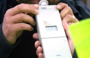 Iglesias: 31enne di Fluminimaggiore sorpreso ubriaco alla guida, auto e patente sequestrate