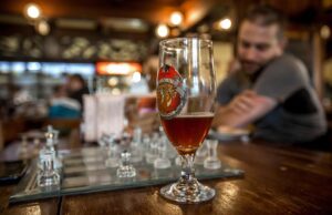 Birra, estate record | In Sardegna ne beviamo 61,7 litri anno per abitante