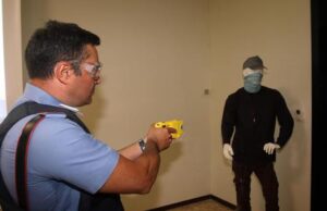 Carabiniere ferito a morsi: da lunedì taser anche a Quartu e Olbia