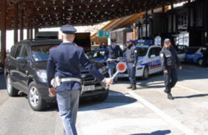 Cagliari-Londra con i documenti falsi: arrestato cittadino cinese