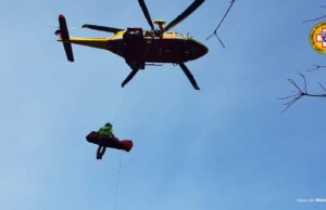 Mangia troppo a Cala Goloritzé: “Deve pagare l’elisoccorso”