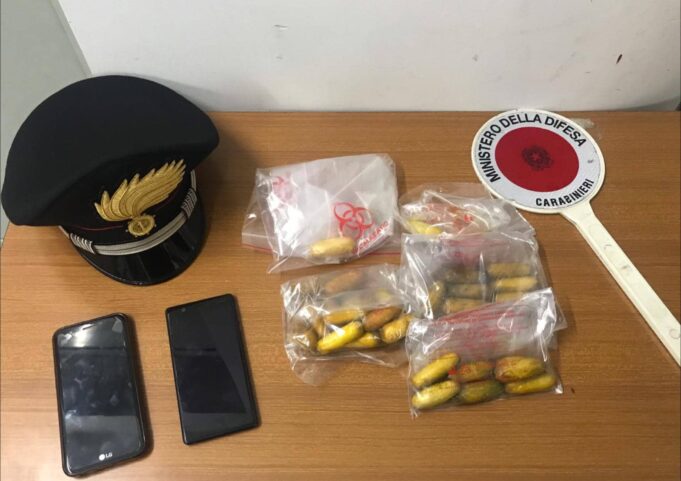 Cagliari, attività di spaccio mentre sconta i domiciliari: arrestato un 48enne