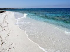 Sposarsi in spiaggia? Nel Sinis da oggi si può | Luoghi e costi