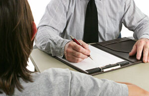 I sardi? Non fanno figli, sono depressi ma tengono alla linea