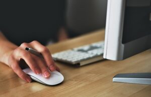 Digitalizzazione, da Italgas 1000 computer alle scuole sarde