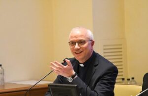 Episcopio: l’arcivescovo Baturi apre la sua dimora ai fedeli