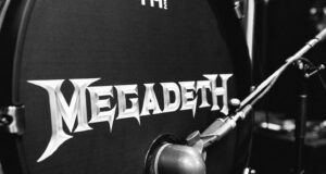 I Megadeth pubblicheranno per la prima volta un raro live acustico del 2001