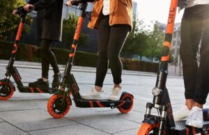 Dal Governo stop ai monopattini sul marciapiede, passa la linea Truzzu