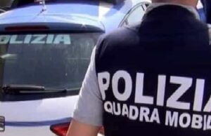 Fa una cortesia all’amico e manda la nonna a ritirare il “pacco” sorpresa