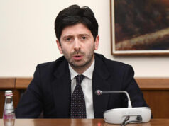 Minacciavano via email il ministro Speranza, perquisizioni a Cagliari