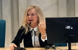 Crimini d’odio: giornaliste e politiche sempre più vittime di violenza online