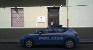 Aggredisce la madre con un forchettone: voleva soldi per la droga