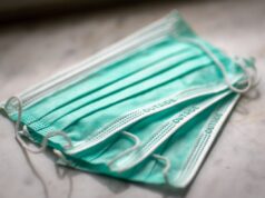 Corruzione e giro di mascherine: cinque arresti nel Milanese, coinvolto un sindaco