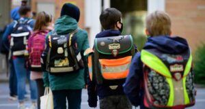 Oggi riaprono le scuole a Cagliari, ma resta l’allerta gialla