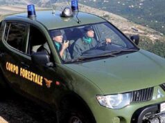 Beccati ad abbandonare rifiuti per strada, rischiano multa fino a 3mila euro