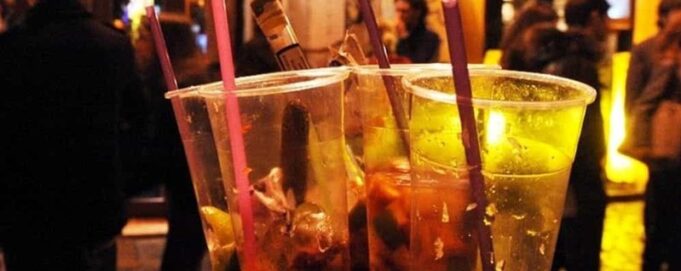 Feste e assembramenti: bar e discoteche abusive chiusi a Sassari