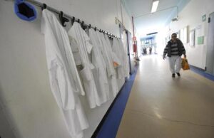 Nuoro, ricoveri sospesi per mancanza di personale all’hospice, il sindaco Soddu: “Pretendiamo l’immediata ripresa del servizio”