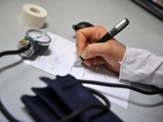 Operatori sanitari novax sospesi dall’Ats: in 173 fanno ricorso al Tar Sardegna