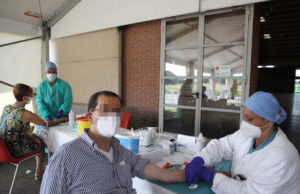 Caos tamponi in via Romagna, la Ats invita i cittadini a rispettare gli orari